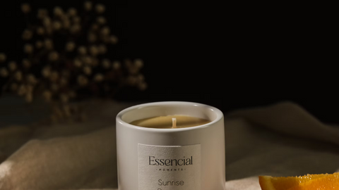Sunrise Dances Amara Candle by Essencial Moments