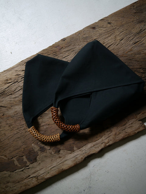 Small Woven Triangle Bag - 52 GAGE