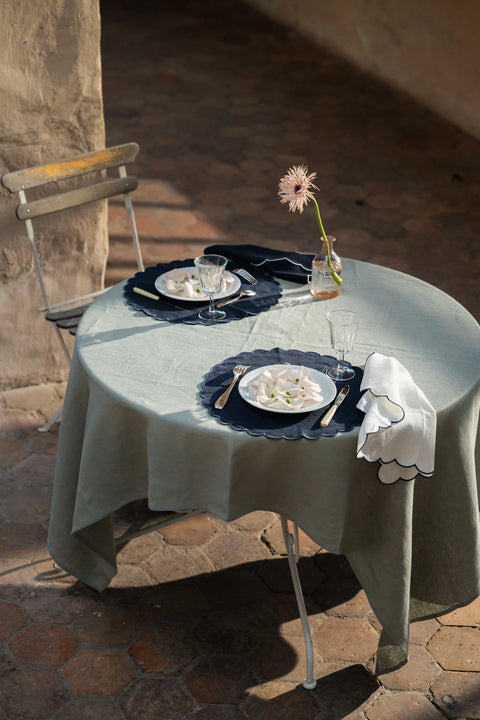 TOMETE Tablecloth - 52 GAGE