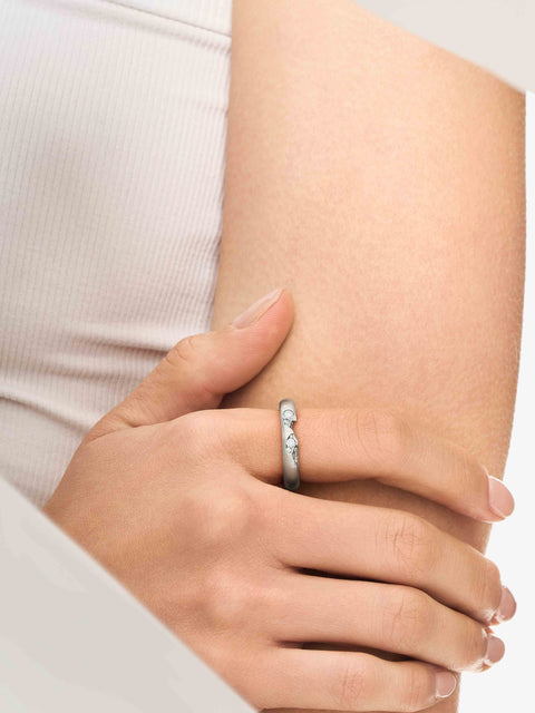 WILD COAST QUARTER PAVE RING