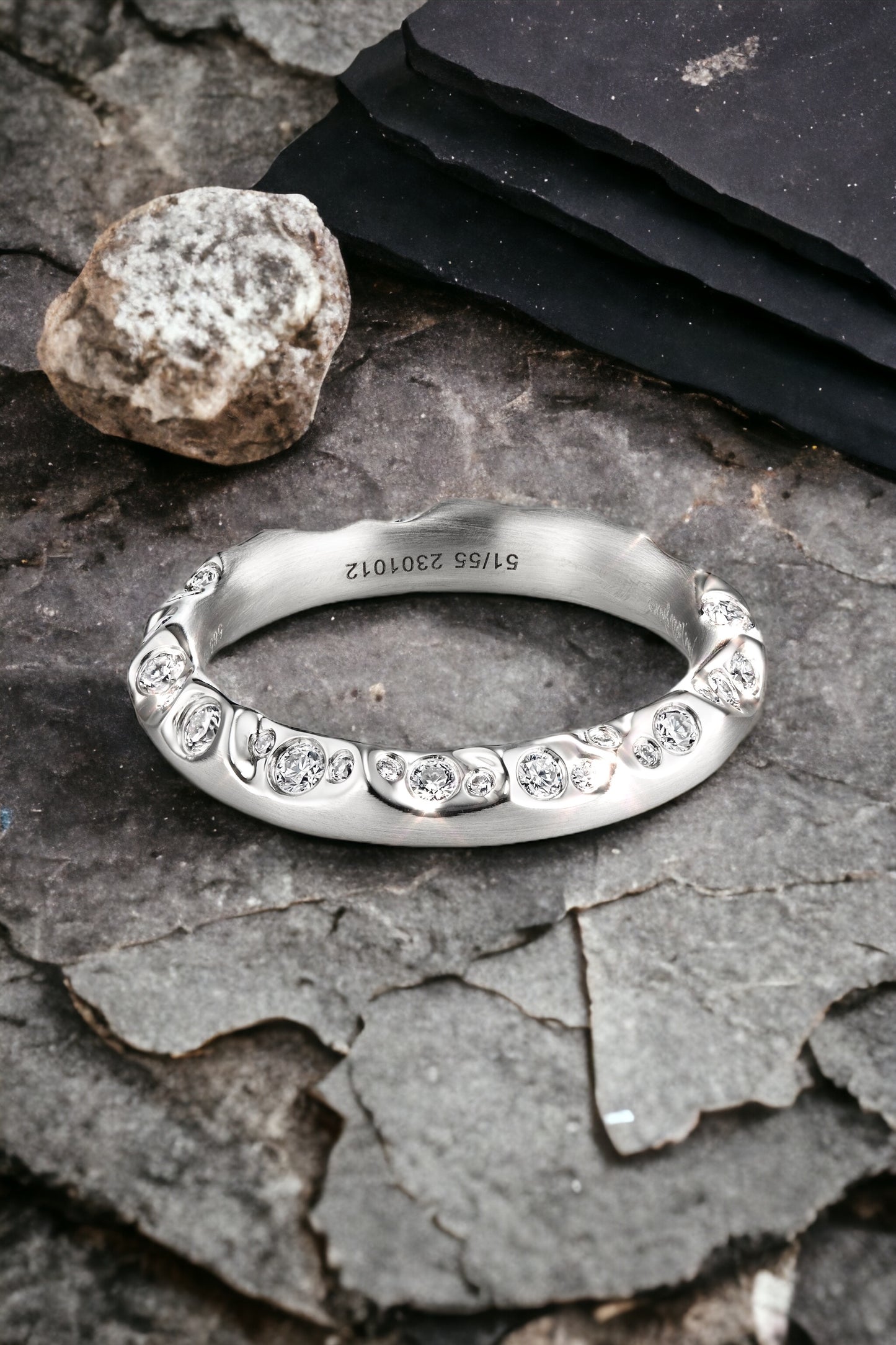 Eternity Fully paved White Gold