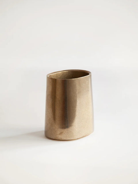 Taper Pen Stand