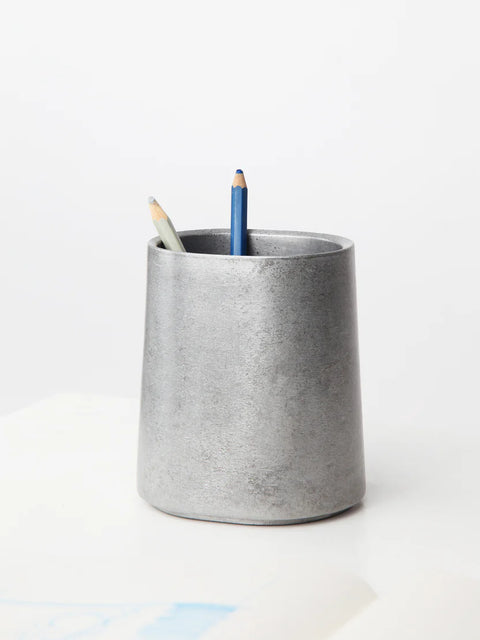 Taper Pen Stand